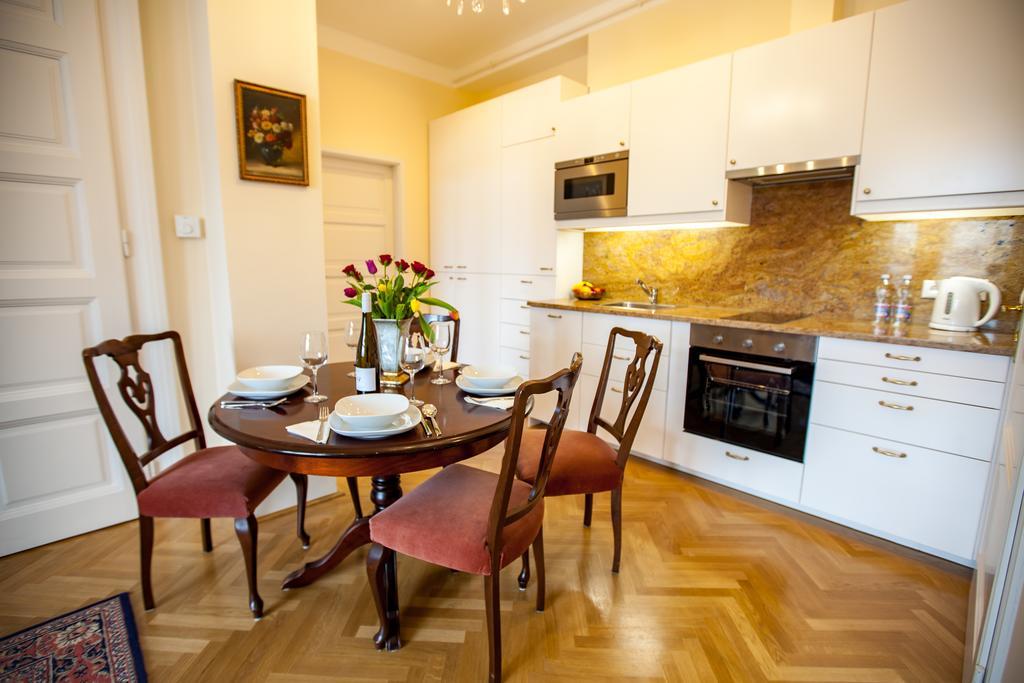 Schieszl Apartments 2 ブダペスト エクステリア 写真