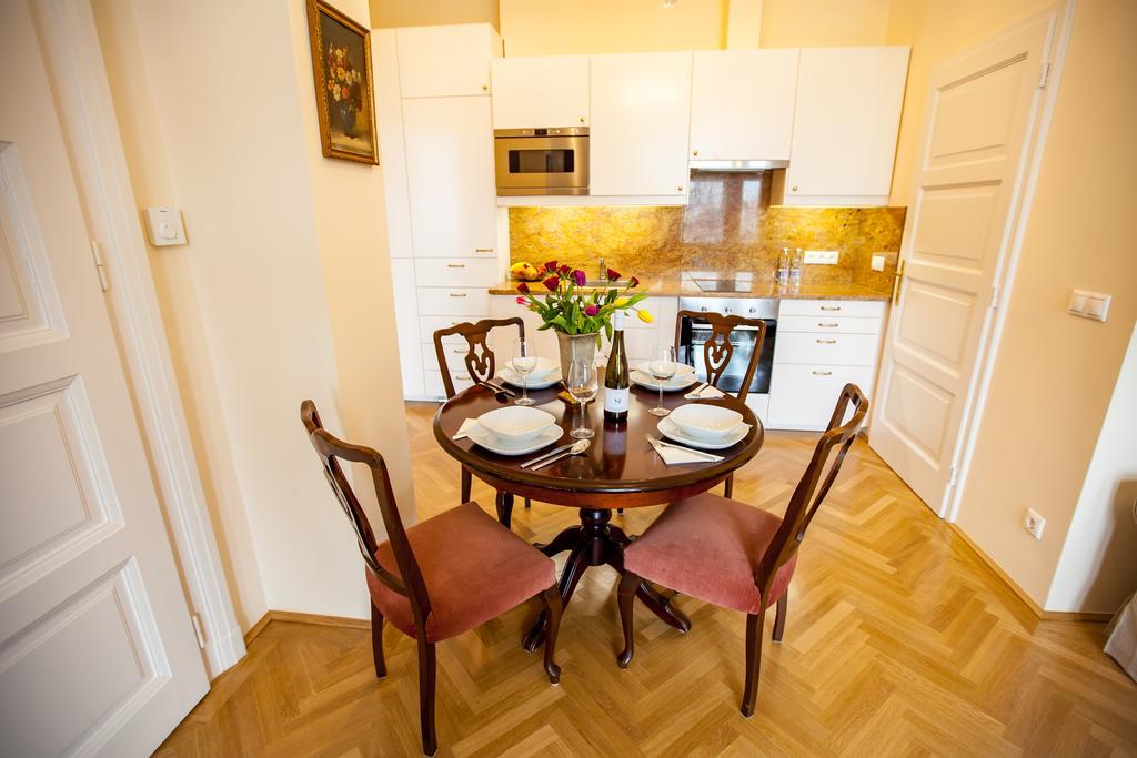 Schieszl Apartments 2 ブダペスト エクステリア 写真